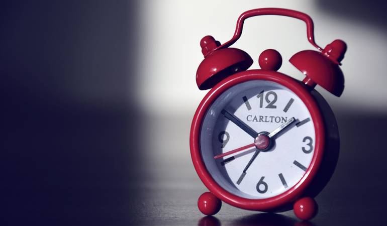 Horas laborales en empresa exitosa: La exitosa empresa donde la jornada empieza a las 9:06 de la mañana (y ni un minuto antes)