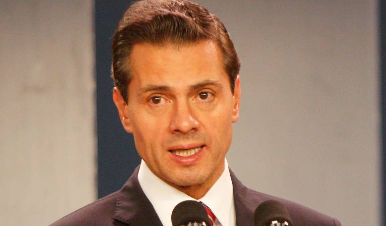 Peña Nieto lamenta la muerte de Fidel Castro, "un amigo de México"