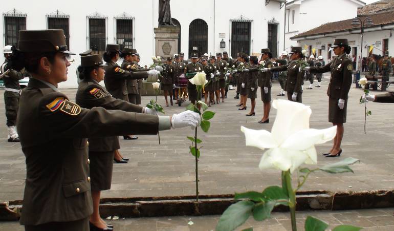 Servicio militar de las mujeres: Corte Constitucional tumba restricciones para el servicio militar de las mujeres