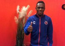 Jefferson Murillo firmó con Tiburones de Veracruz