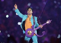 Salen a subasta las guitarras de Jimi Hendrix y Prince