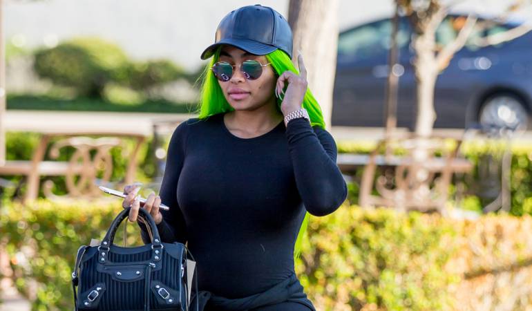 Blac Chyna sigue el look de Rihanna: Blac Chyna copia a Rihanna y se pone rastas