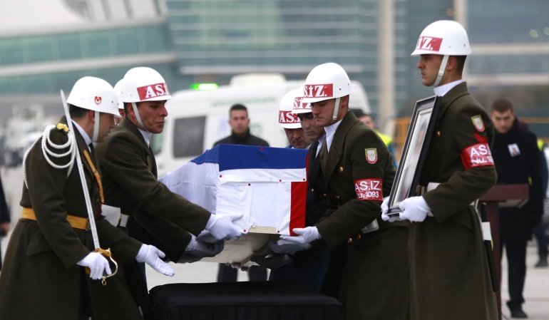 Video asesinato embajador de Rusia: La ‘bestia negra’ de Ankara detrás del asesinato de embajador ruso