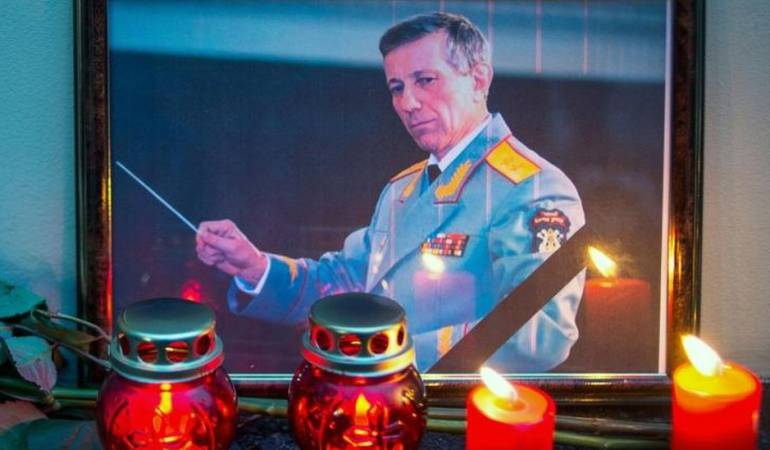 El coro ruso muere en accidente de avión: Ensamble Alexandrov, el emblemático coro ruso que perdió a su voz estrella en el avión militar que se estrelló en ruta a Siria