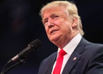 La falsa noticia sobre la nacionalidad de Donald Trump