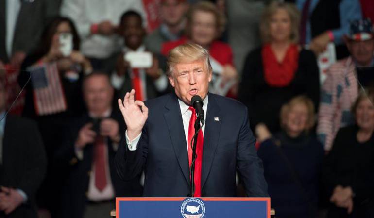 Meryl Streep Golden Globes: Meryl Streep es una lacaya de Hillary Clinton: Donald Trump