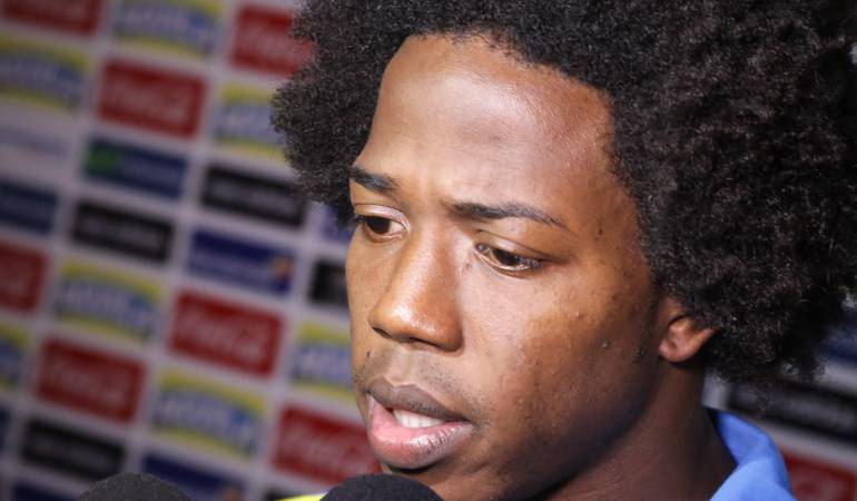 Carlos Sánchez se despide de su afro: Del afro a las trenzas, "la roca" estrena look
