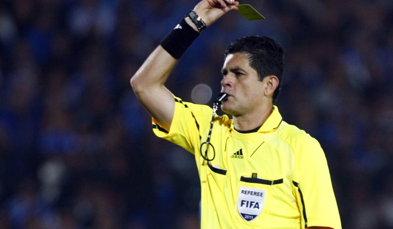 Óscar Julián Ruiz sale miembro Comité Árbitros de la FIFA: Óscar Julián Ruiz no seguirá como miembro de la Comisión de Árbitros de la FIFA