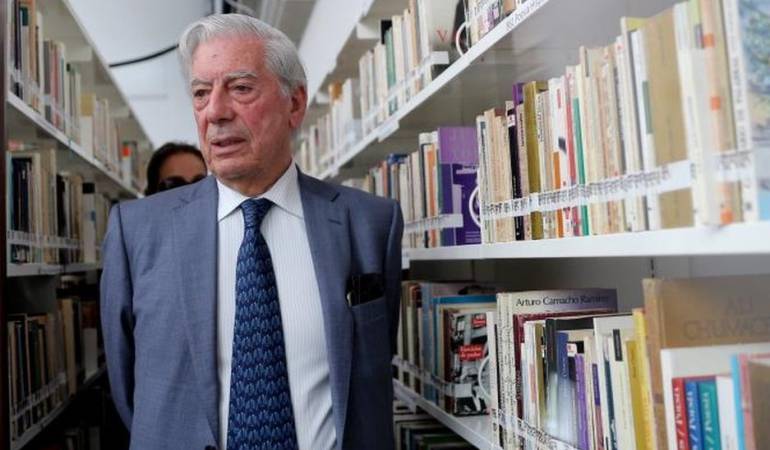 ¿Qué libros puede tener la biblioteca de Mario Vargas Llosa?: Una visita a la sorprendente biblioteca de Mario Vargas Llosa