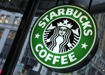 ¿Adulto mayor buscando empleo? Starbucks abrió convocatorias