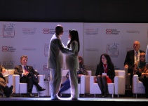 Los consejos de los Nobel del mundo para consolidar la paz en Colombia