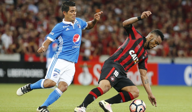 Lesión Macalister Silva: Macalister Silva estará al menos dos semanas fuera de las canchas