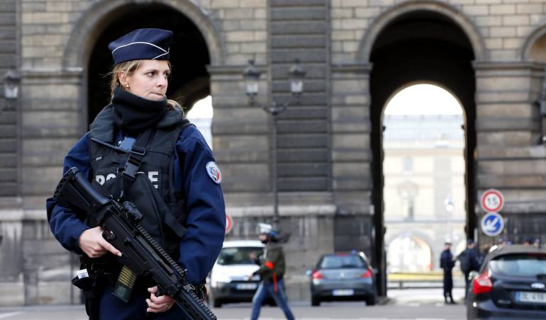 FRANCIA TERRORISMO: Un segundo detenido en relación con el ataque a un militar en el Louvre