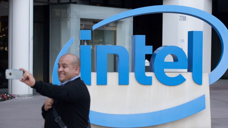 Intel anuncia inversión de 7.000 millones de dólares tras reunión con Trump