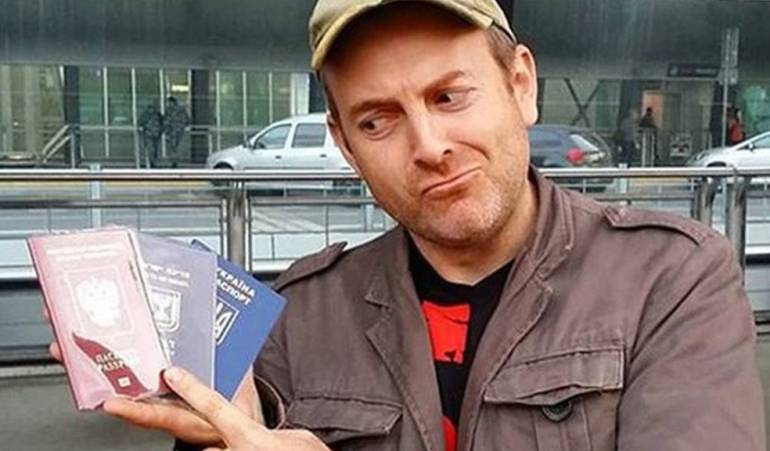 Bloguero de viajes a la cárcel: El bloguero de viajes al que enviaron a prisión por visitar un país que "no existe"