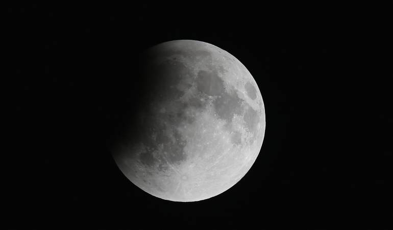 Cuándo y donde será el Eclipse Lunar: Este viernes se podrá ver el Eclipse Lunar, evento que ocurre solo tres veces en el siglo