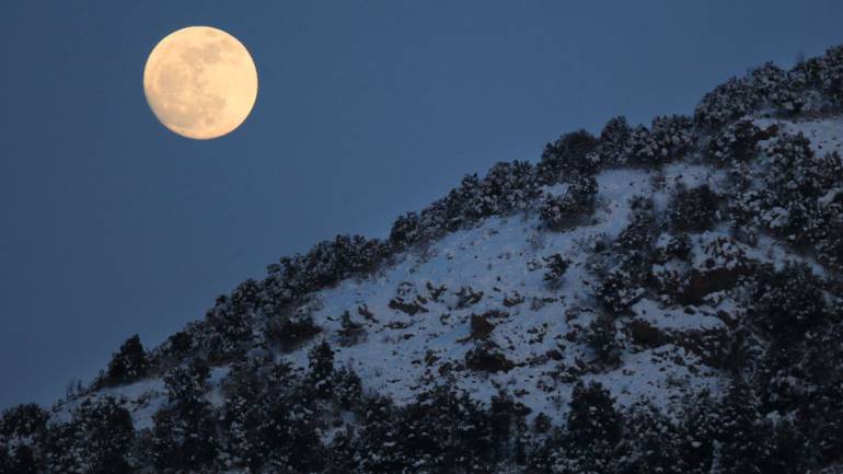 Fenómenos astronómicos grandiosos: Qué es la "Luna de Nieve"