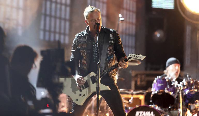 Gira de Metallica: Con buenos micrófonos Metallica saldrá de gira