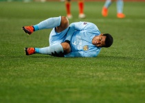 Roger Martínez sufre lesión en la primera fecha de la Superliga China