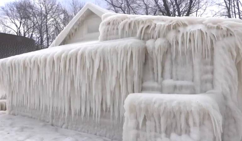 El norte del estado de Nueva York ha sido golpeado por una oleada de frío y viento.