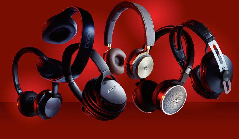 Escuchar música en un avión: ¿Es probable que exploten sus audífonos cuando escucha música en un avión?