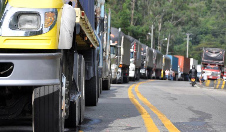 Cargos a cúpula camionera: Superindustria abrió pliego de cargos a cúpula camionera en el país