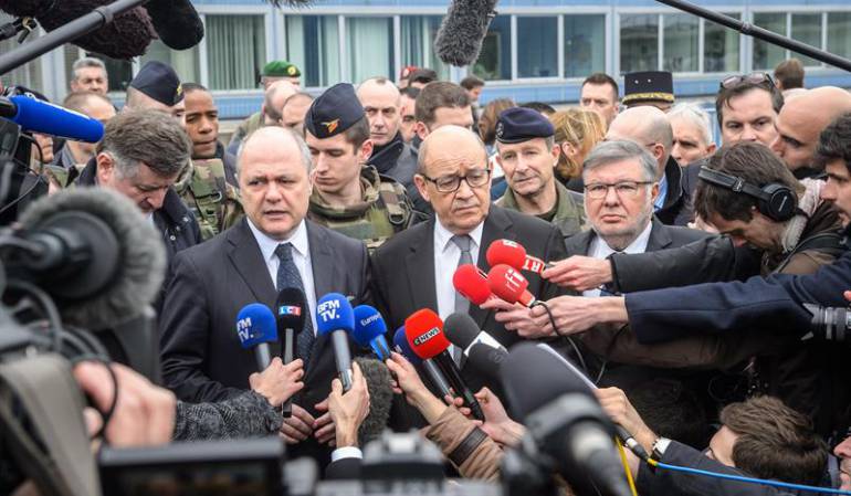 Entrega de armas ETA: Francia afirma que no negociará con ETA la entrega de las armas