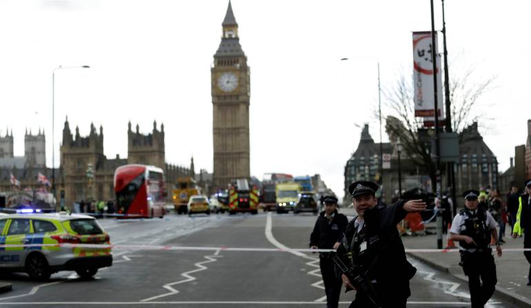 Tiroteo en el Parlamento británico