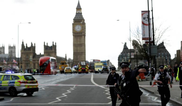 Atentado frente al Parlamento británico