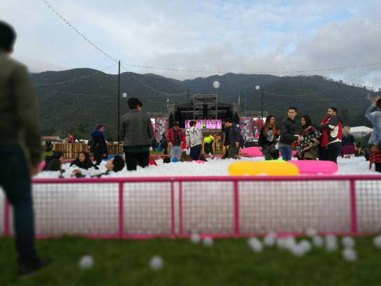 Así fue el primer día del Estéreo Picnic 2017: Los colores, luces y sonidos hacen del Festival Estéreo Picnic un lugar mágico Así fue el primer día del Estéreo Picnic 2017: Los colores, luces y sonidos hacen del Festival Estéreo Picnic un lugar mágico