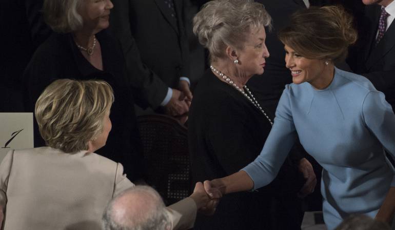 Premian a colombianos en Estados Unidos: Melania Trump y Hillary Clinton reconocerán a cinco colombianos