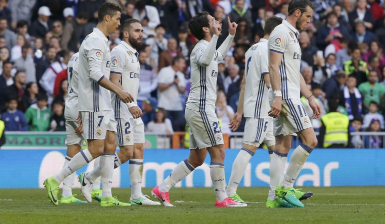 Real Madrid 3-0 Alavés: Real Madrid golea al Alavés y continúa al comando de la Liga de España