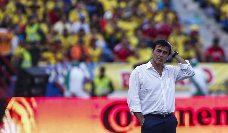 Gustavo Quinteros futuro Ecuador: Continuidad de Quinteros en selección de Ecuador se definirá este miércoles