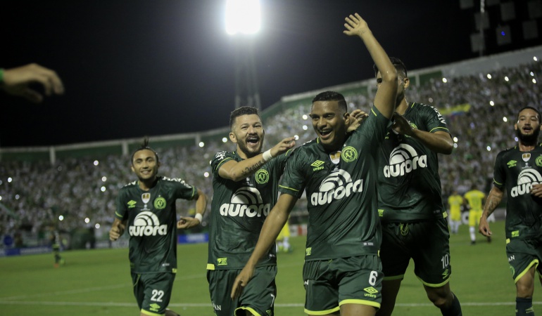 Chapecoense Nacional: Chapecoense toma ventaja en la Recopa tras vencer a Nacional