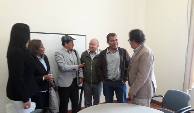 Pastor Alape y Carlos Antonio Lozada se reunirán con los voceros del Gobierno y el Eln.