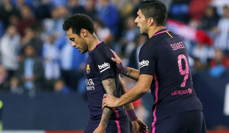 Málaga 2-0 Barcelona Liga Santander: Barcelona cae en La Rosaleda y se distancia un punto más del Real Madrid