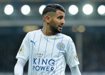 Jugaremos con mucha confianza y sin presión: Riyad Mahrez