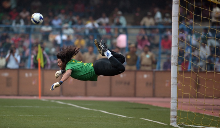 René Higuita denuncia extorsiones en su contra