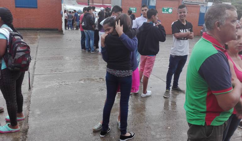 Emotivos reencuentros durante el regreso a clases en Mocoa