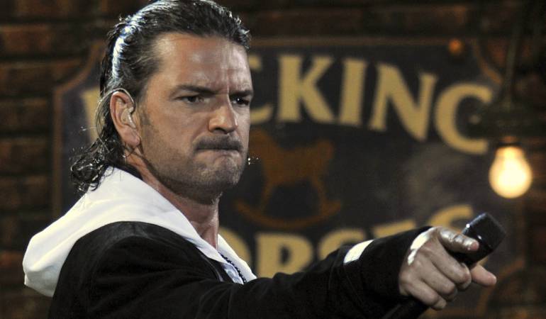 Ricardo Arjona estrena su más reciente disco "Circo Soledad"