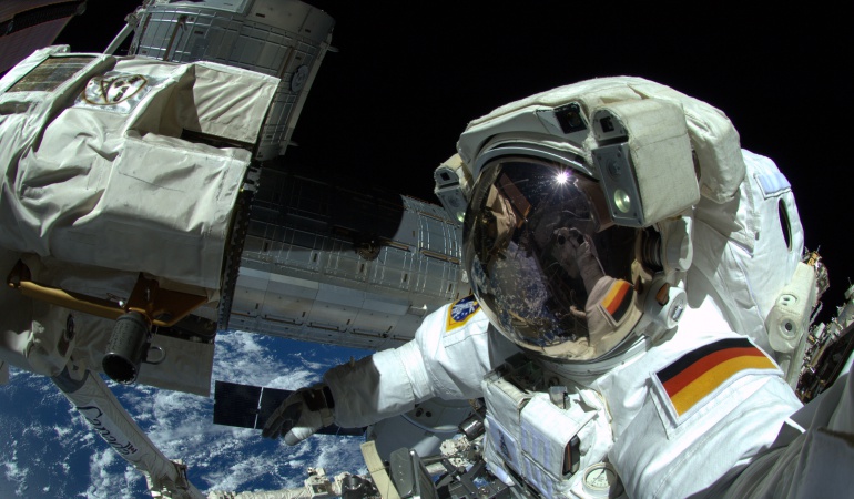 Las mujeres toman la delantera en el terreno espacial.