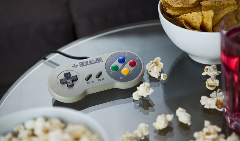 La consola SNES(Super Nintendo Entertainment System) es una de las consolas más exitosas de la compañía.