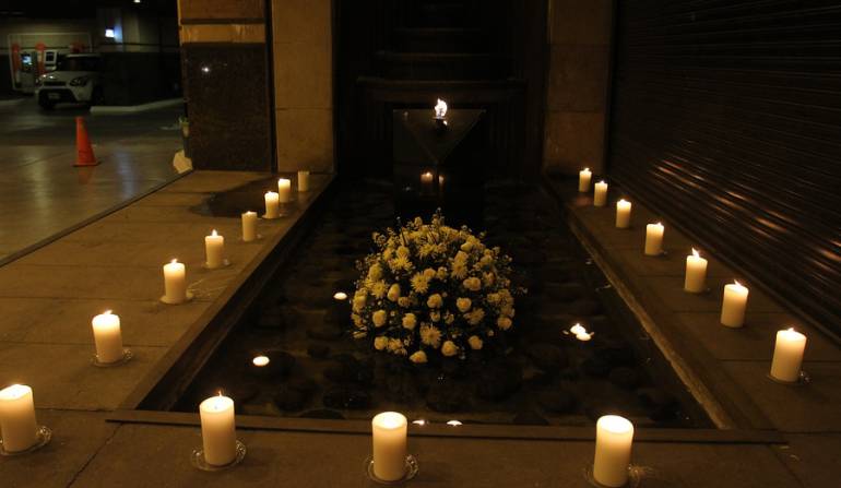 Homenaje a las víctimas del atentado en el club El Nogal