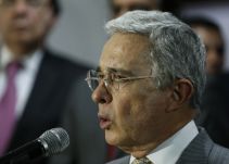 Corte Suprema da ultimátum al expresidente Uribe para asistir a conciliación con las madres de Soacha