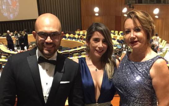 Gerente de Agrocampo recibe premio por parte de organización consultiva de la ONU en Nueva York: Colombiana es premiada con el Women Together Awars Gerente de Agrocampo recibe premio por parte de organización consultiva de la ONU en Nueva York: Colombiana es premiada con el Women Together Awars