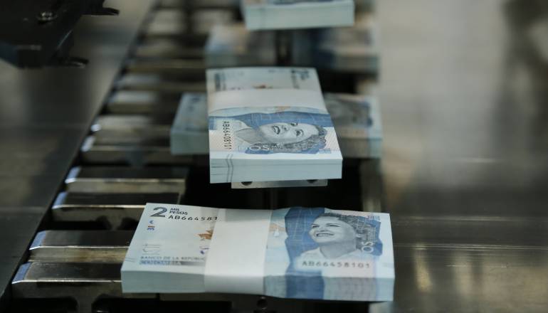 Servicios públicos: Ya estudian como detener las alzas en servicios públicos