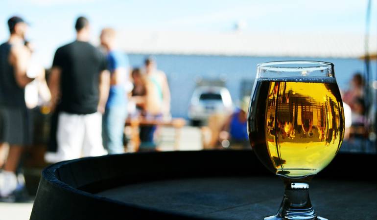 Bar Facebook: Clientes de un bar se van sin pagar y los publican en Facebook