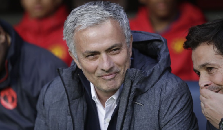 Mourinho honor Real Madrid: Será "un honor" jugar la Supercopa de Europa contra el Real Madrid: Mourinho