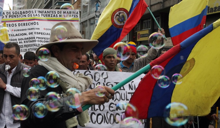 Pensionados en Colombia: Se destapa millonario fraude a Colpensiones