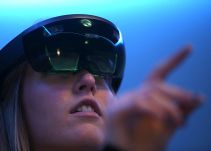 Hologramas, modelos a escala en 3D y ficheros en realidad virtual: así será la oficina del futuro